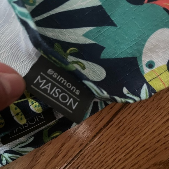 [54*70”]Simons Maison Tropical Patterned Table Clothes Polyester-Set of 2 - Picture 4 of 5